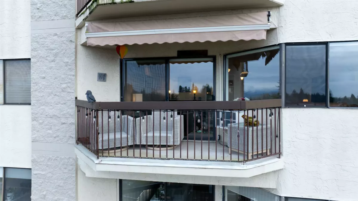 Laundry Room Photo of 914 31955 Old Yale Road, Abbotsford, BC