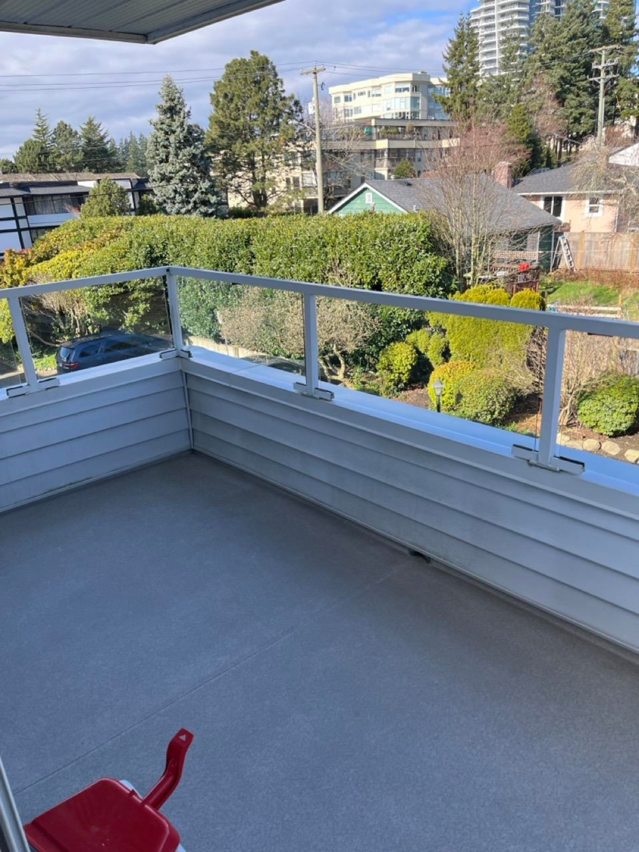 Hallway Photo of 302 1354 Winter Street, White Rock, BC