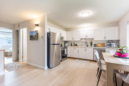 Walk-In Closet Photo of 35 5761 Wharf Avenue, Sechelt, BC