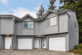 35 5761 Wharf Avenue, Sechelt, BC