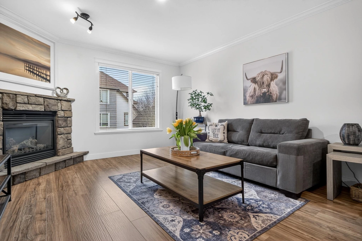 Breakfast Nook Photo of 29 46778 Hudson Road, Chilliwack, BC