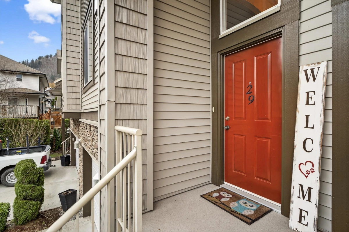Dining Area Photo of 29 46778 Hudson Road, Chilliwack, BC