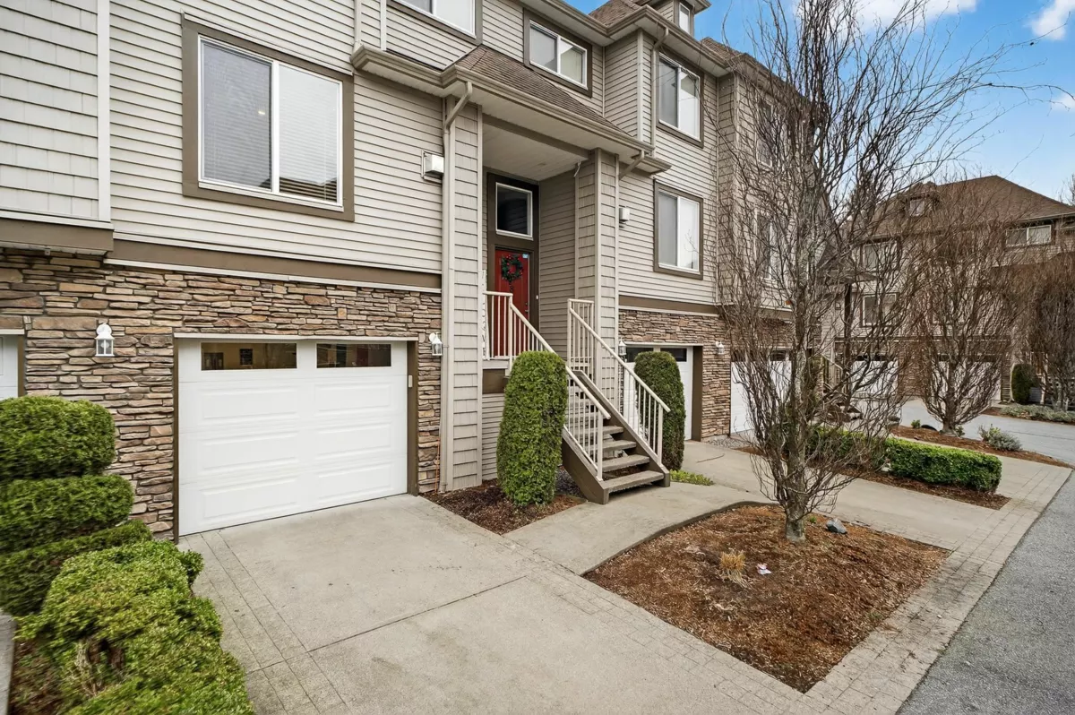 Family Room Photo of 29 46778 Hudson Road, Chilliwack, BC