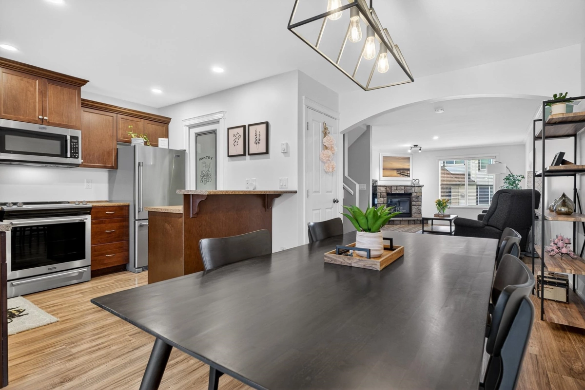 Guest Bathroom Photo of 29 46778 Hudson Road, Chilliwack, BC