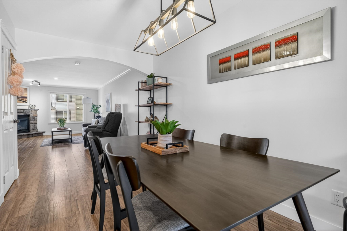 Powder Room Photo of 29 46778 Hudson Road, Chilliwack, BC