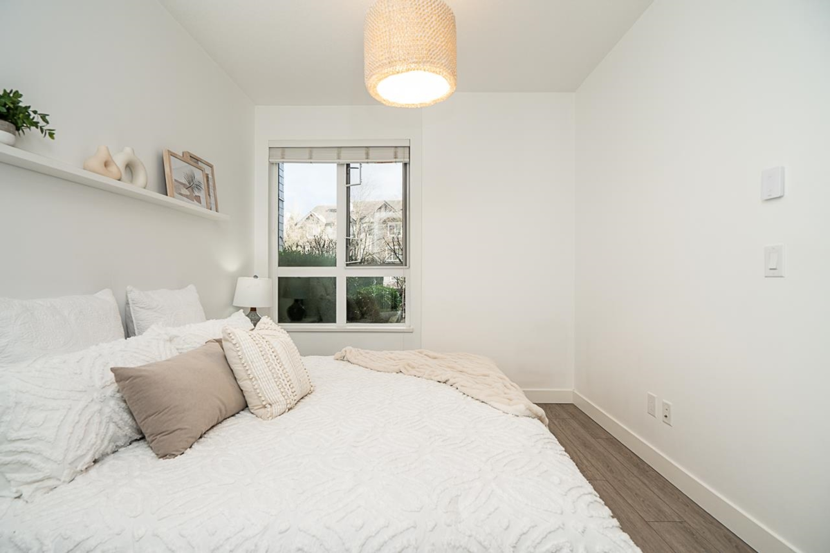 Basement Recreation Room Photo of 210 3399 Noel Drive, Burnaby, BC