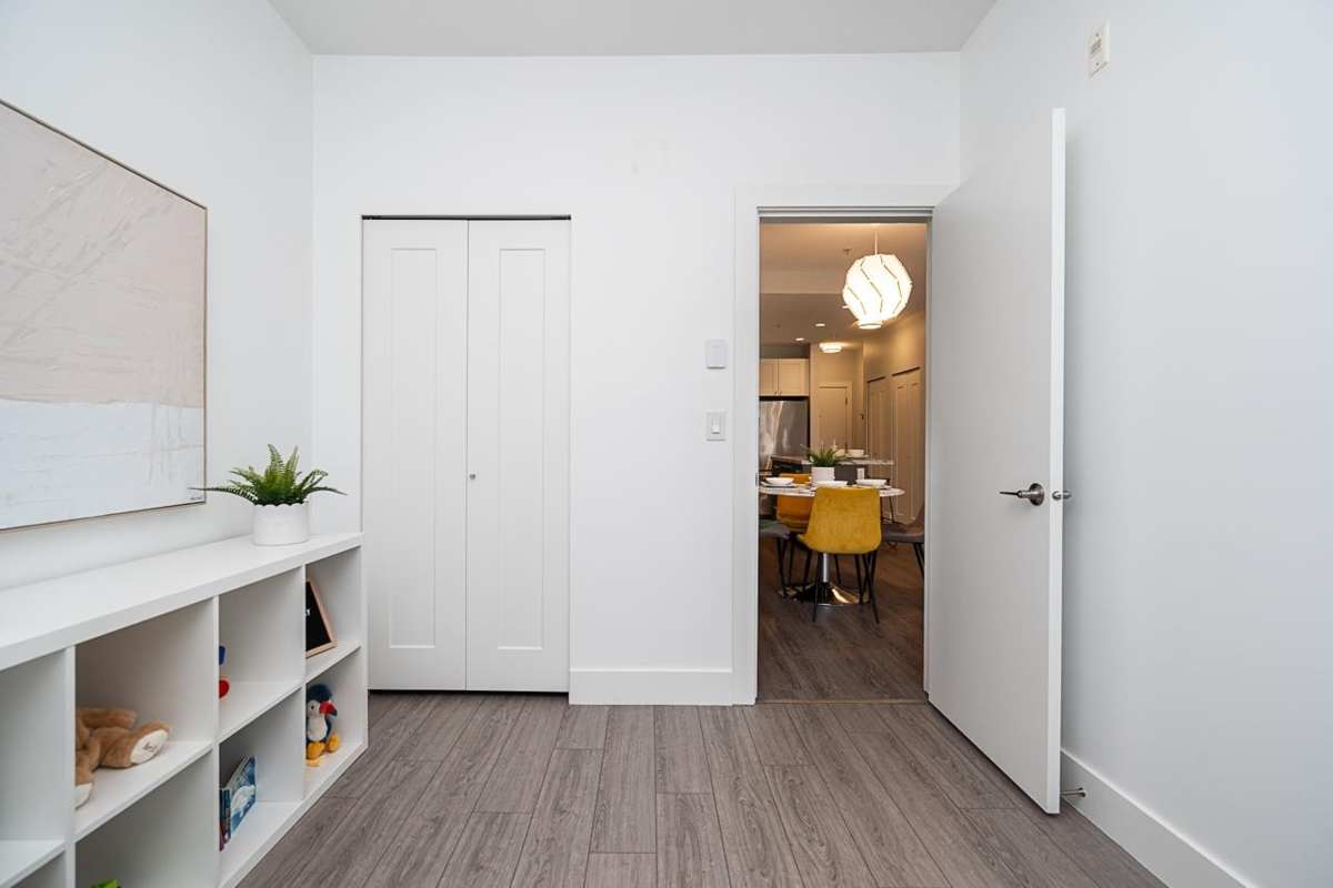 Hallway Photo of 210 3399 Noel Drive, Burnaby, BC