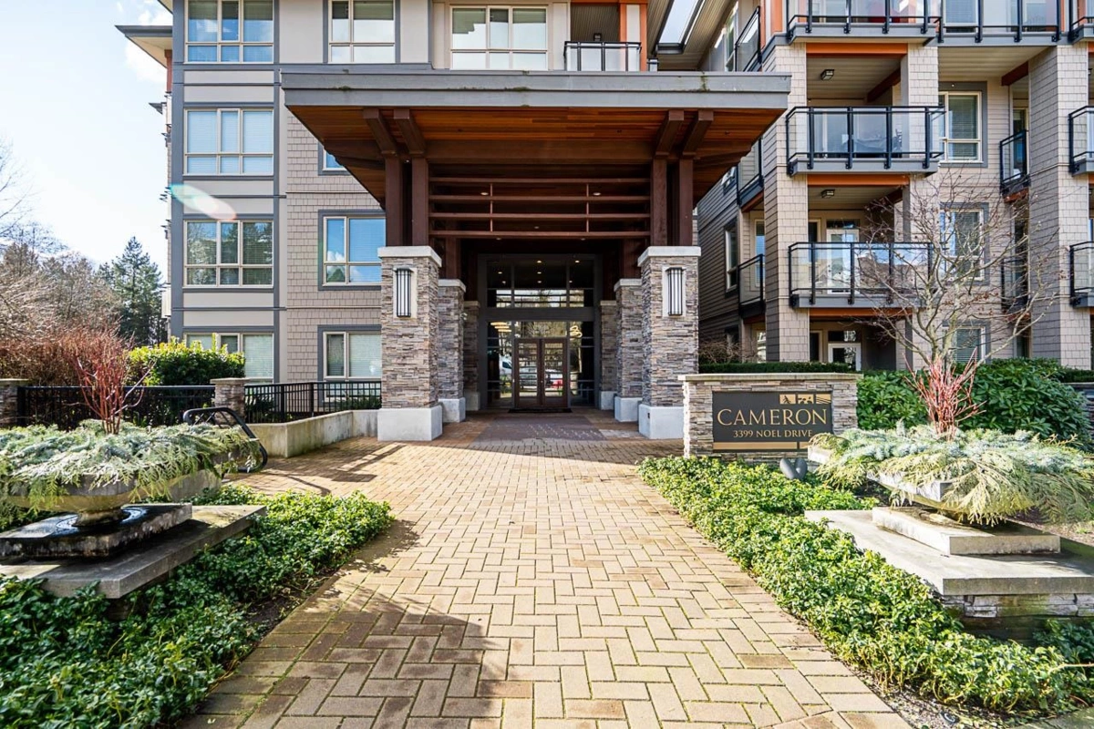 Living Room Photo of 210 3399 Noel Drive, Burnaby, BC