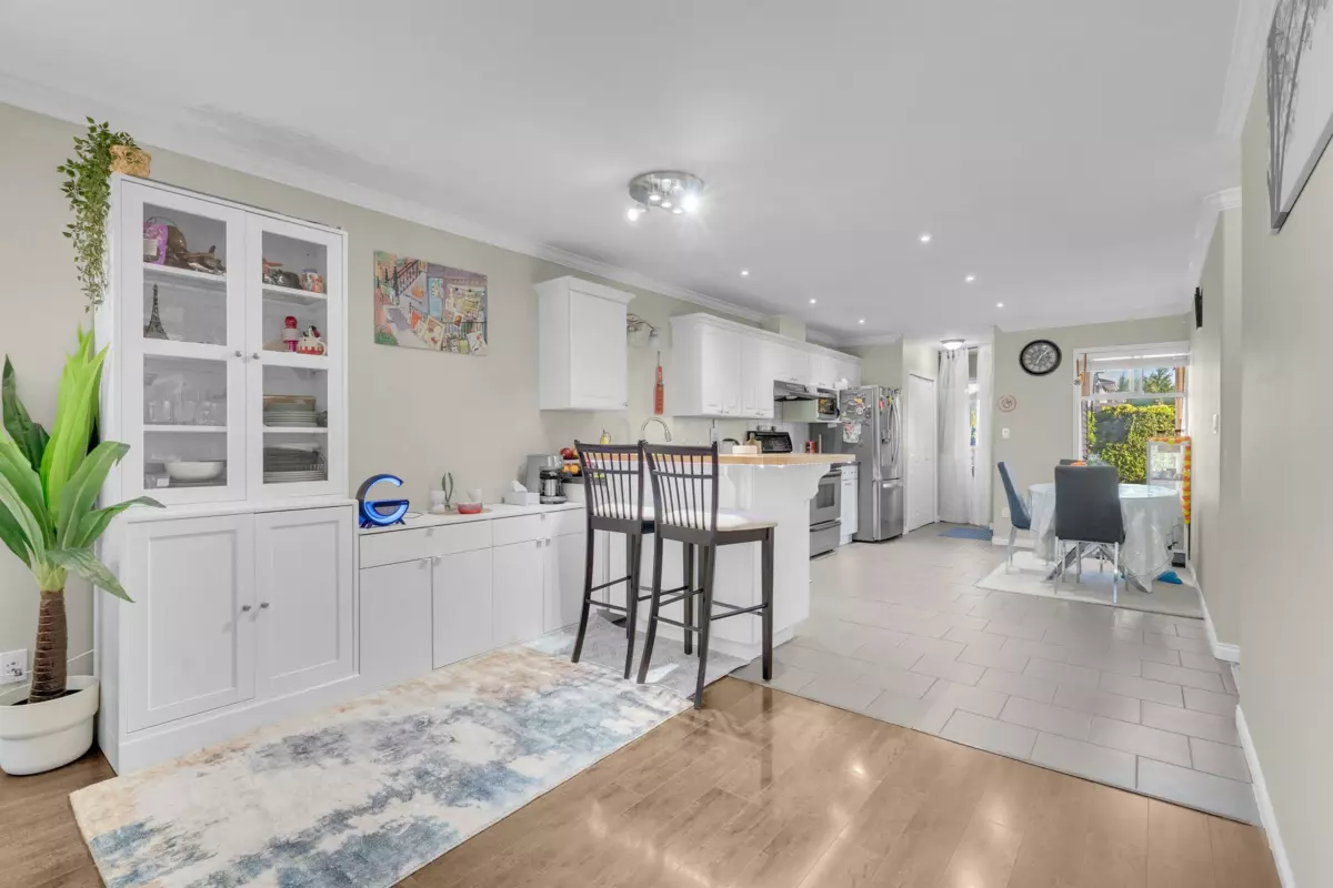 Pantry Photo of 113 7837 120a Street, Surrey, BC