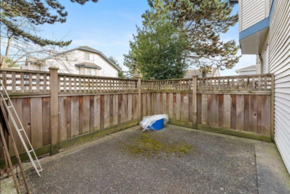 Laundry Room Photo of 113 7837 120a Street, Surrey, BC