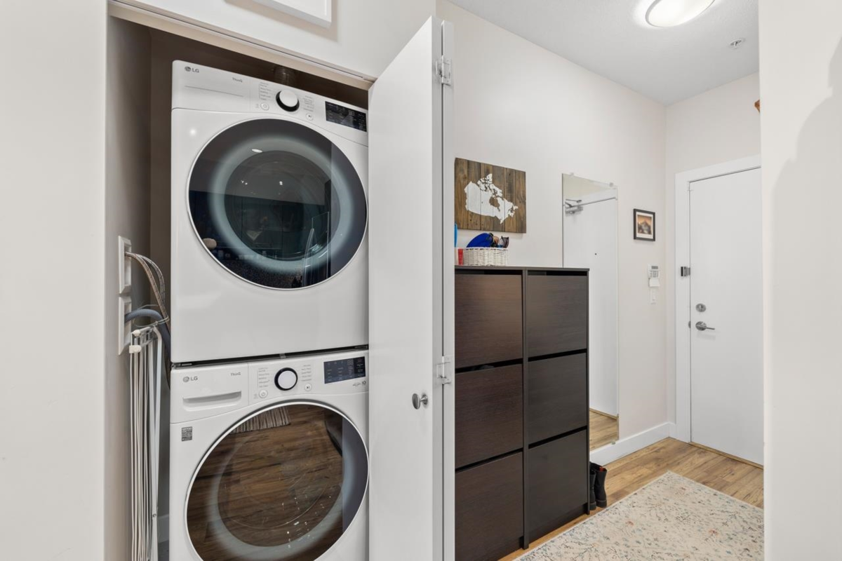 Office / Den Photo of 2102 963 Charland Avenue, Coquitlam, BC