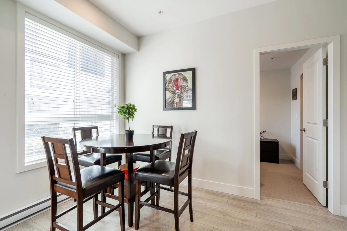 Breakfast Nook Photo of 111 1516 Mccallum Road, Abbotsford, BC