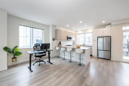 123 488 Furness Street, New Westminster, BC