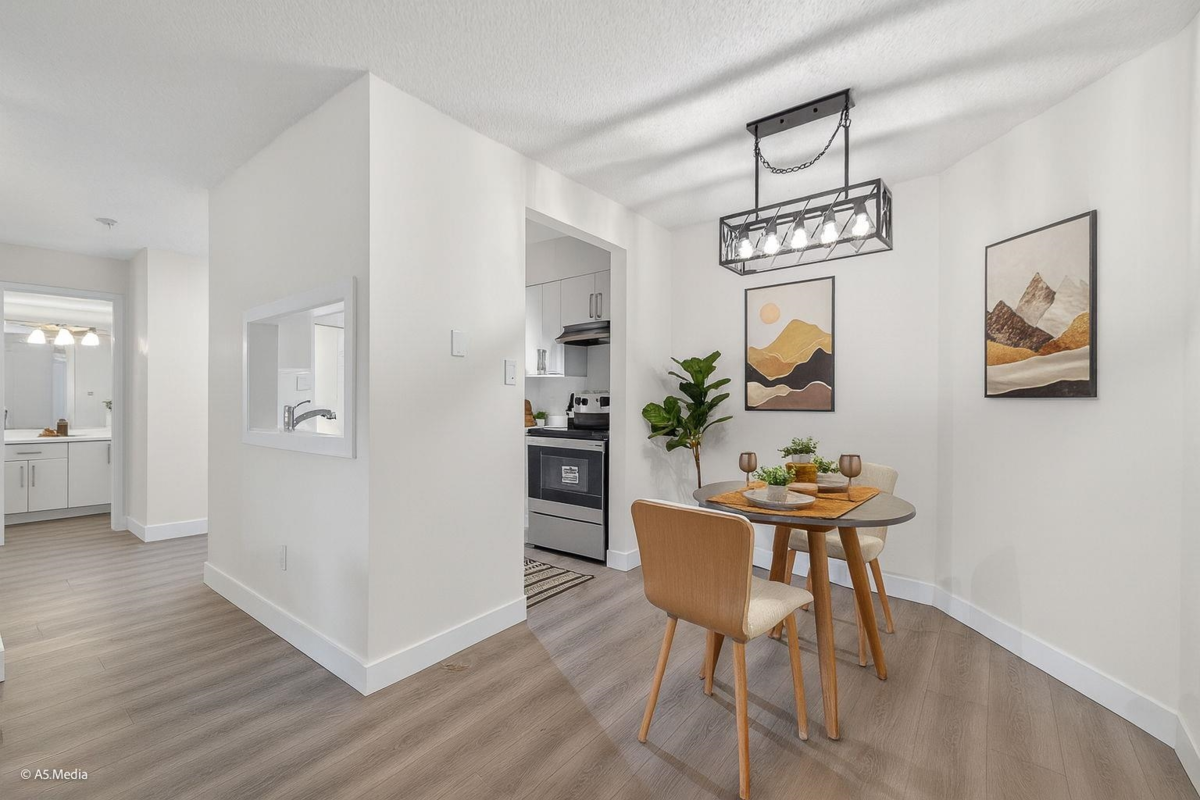 Family Room Photo of 309 385 Ginger Drive, New Westminster, BC