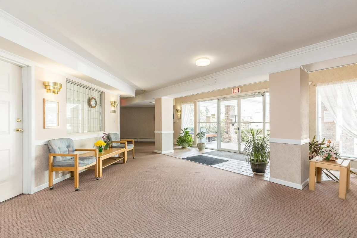 Dining Area Photo of 206 2425 Church Street, Abbotsford, BC