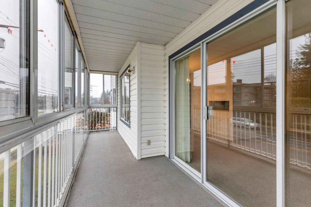 Laundry Room Photo of 206 2425 Church Street, Abbotsford, BC
