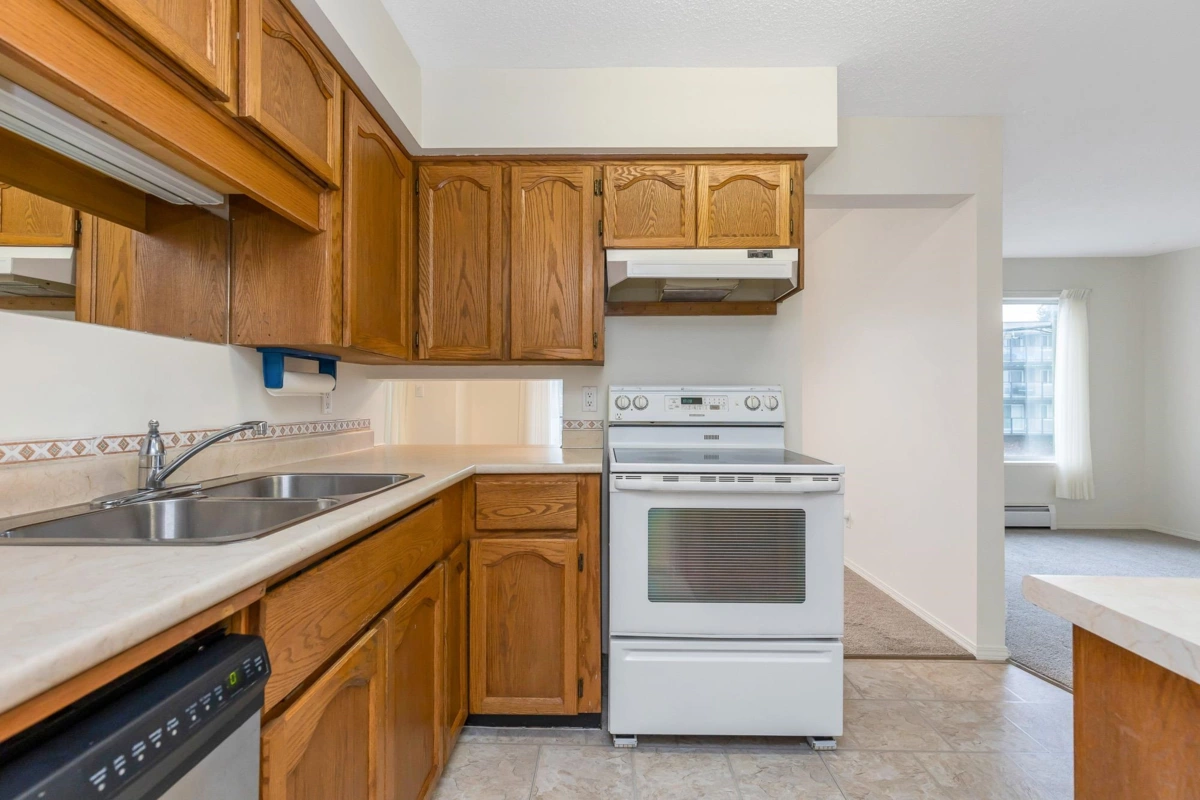 Primary Bedroom Photo of 206 2425 Church Street, Abbotsford, BC