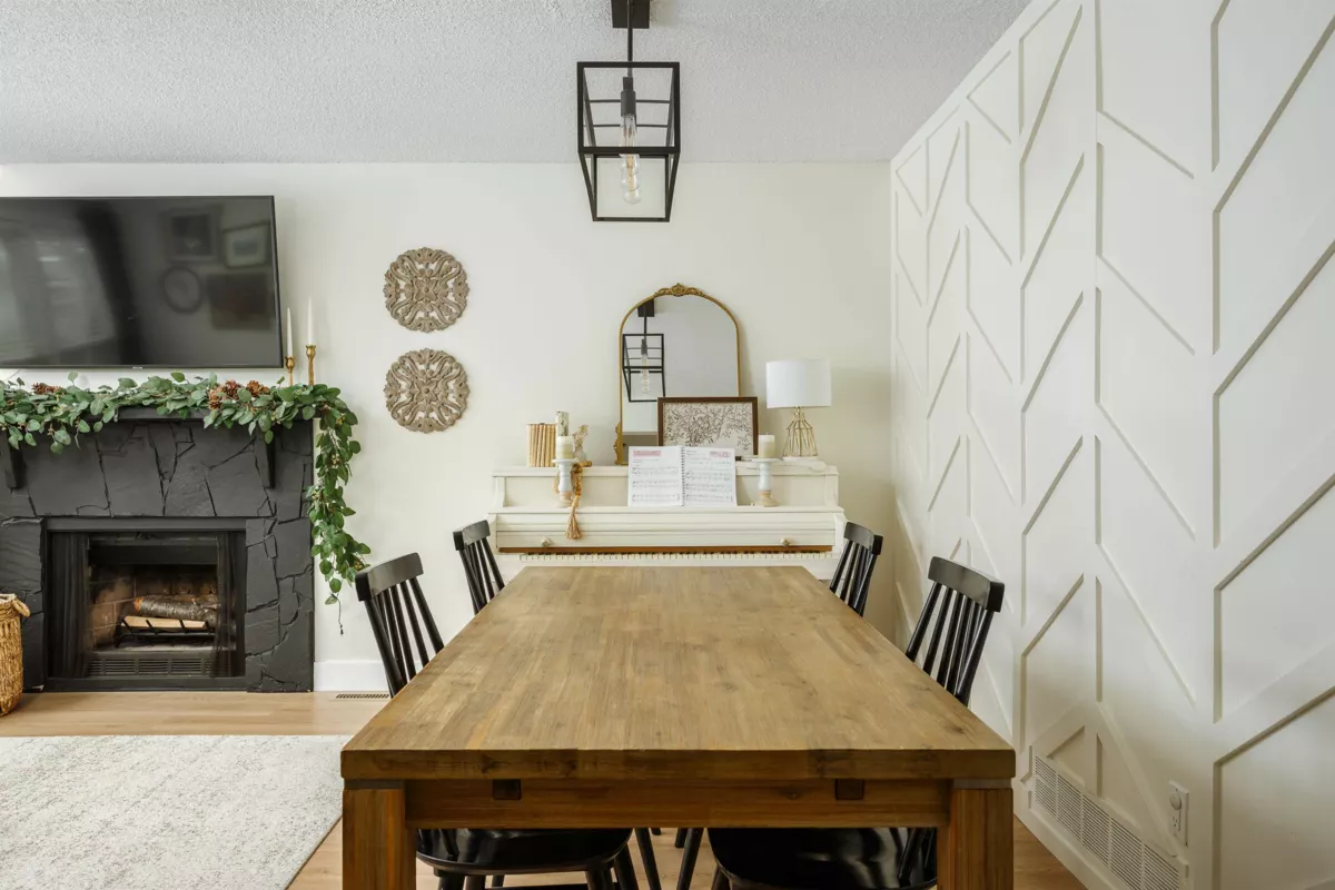 Guest Bathroom Photo of 11769 N Wildwood Crescent, Pitt Meadows, BC