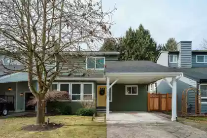 11769 N Wildwood Crescent, Pitt Meadows, BC, South Meadows — 3 bed single family residence for sale