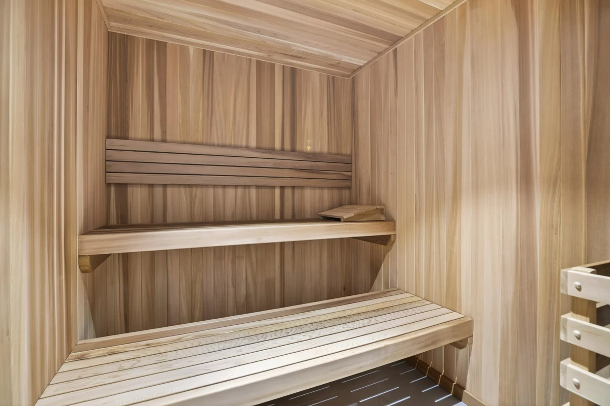 Aerial View of 922 Wentworth Avenue, North Vancouver, BC