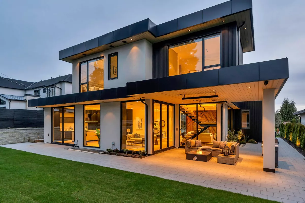 Fitness Center Photo Near 922 Wentworth Avenue, North Vancouver, BC