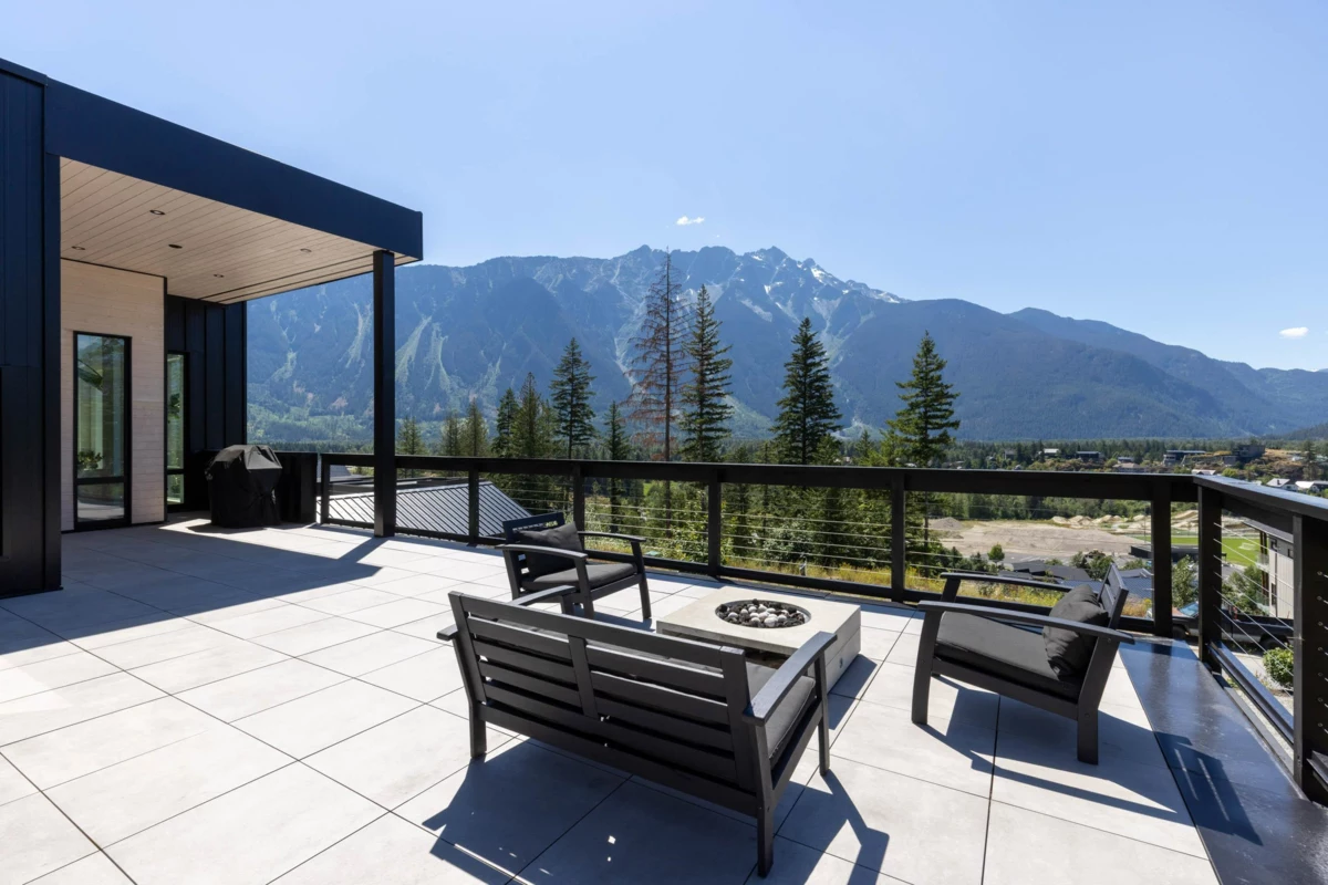 Powder Room Photo of 7676 Cerulean Drive, Pemberton, BC