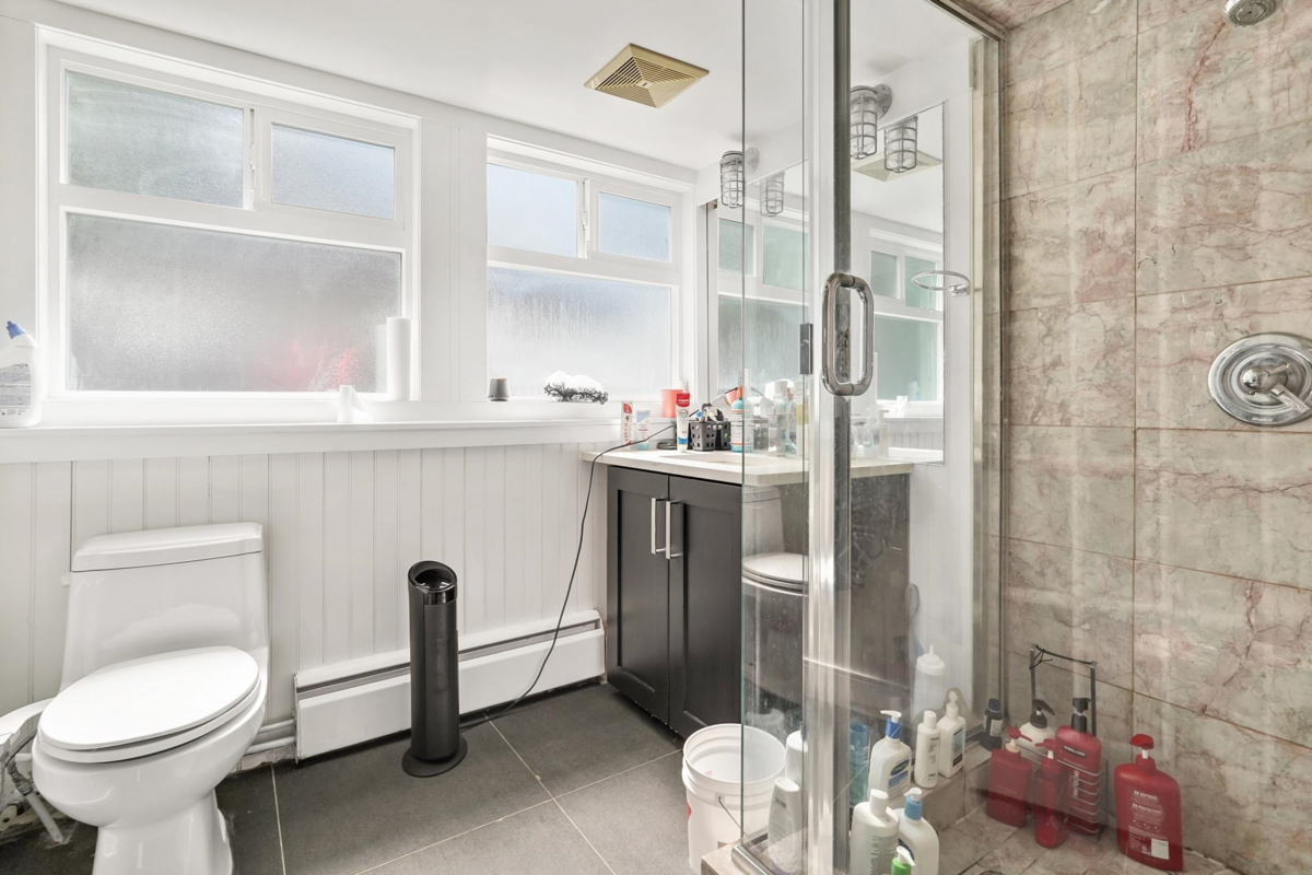 Backyard Photo of 284 54a Street, Delta, BC