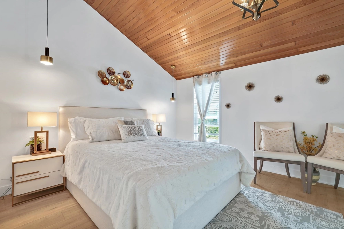 Laundry Room Photo of 284 54a Street, Delta, BC