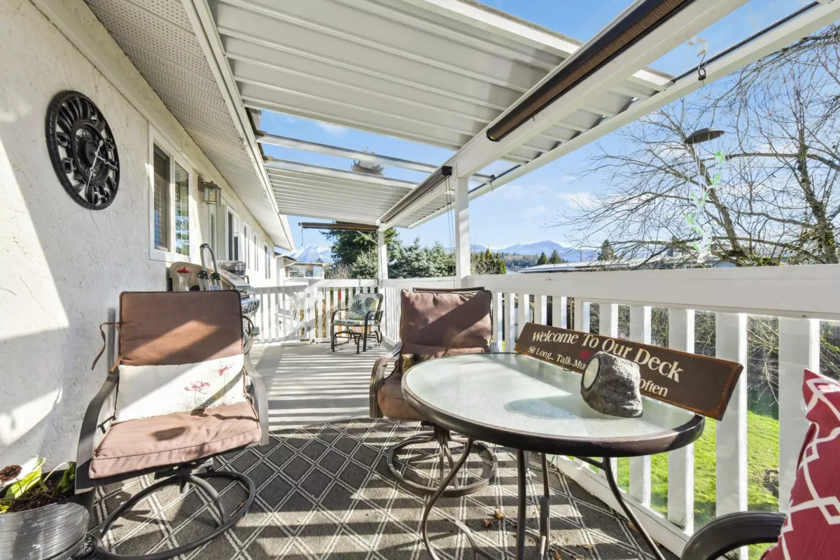 Front Yard Photo of 46464 Brice Road, Chilliwack, BC