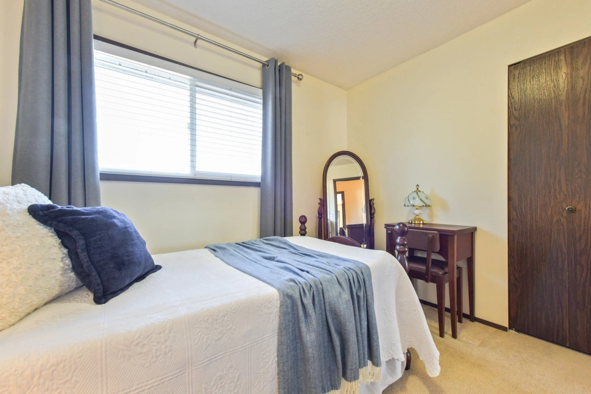 Laundry Room Photo of 46464 Brice Road, Chilliwack, BC