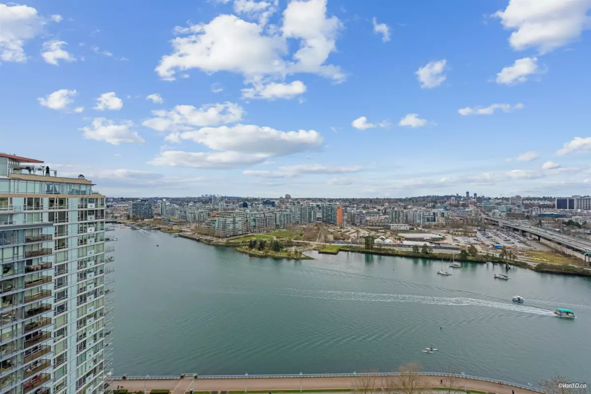 Entry Foyer Photo of 2705 918 Cooperage Way, Vancouver, BC
