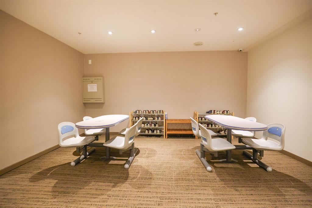 Hot Tub / Spa Photo of 2705 918 Cooperage Way, Vancouver, BC