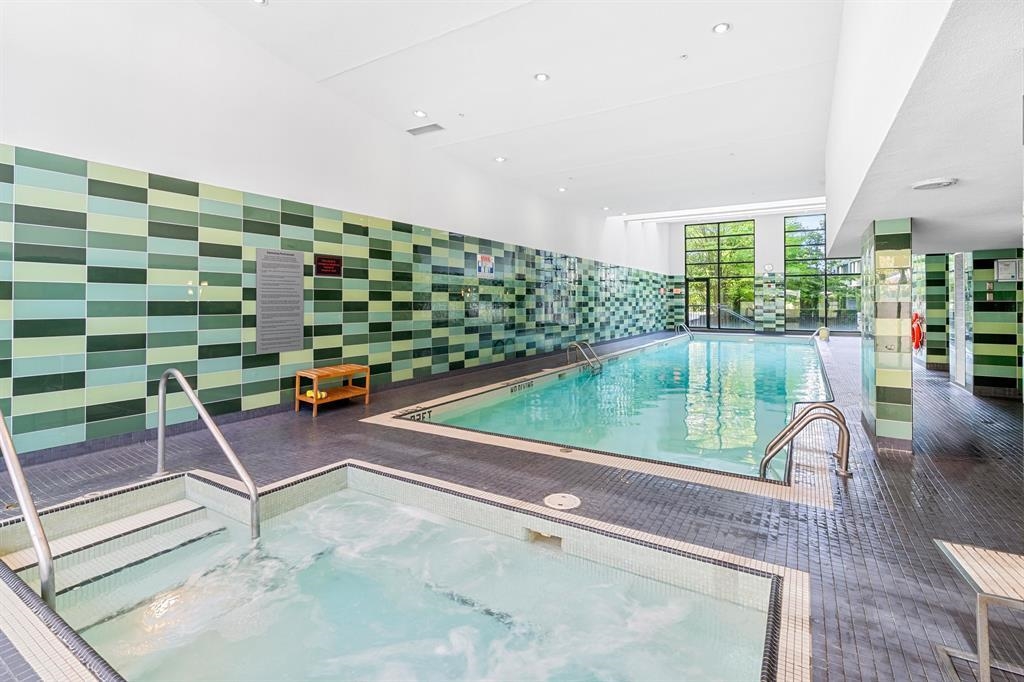 Neighborhood Park Photo Near 2705 918 Cooperage Way, Vancouver, BC