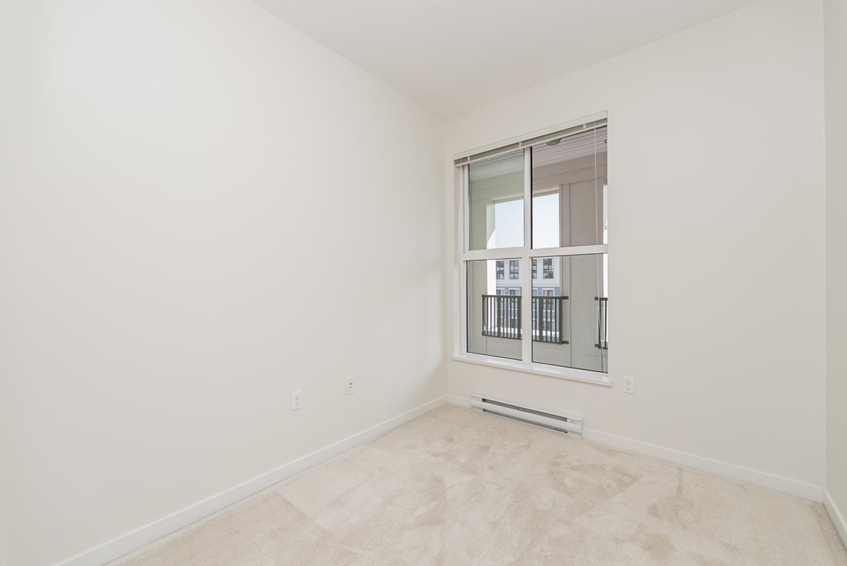 Office / Den Photo of 421 3323 151 Street, Surrey, BC