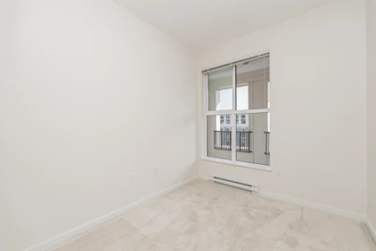 Office / Den Photo of 421 3323 151 Street, Surrey, BC