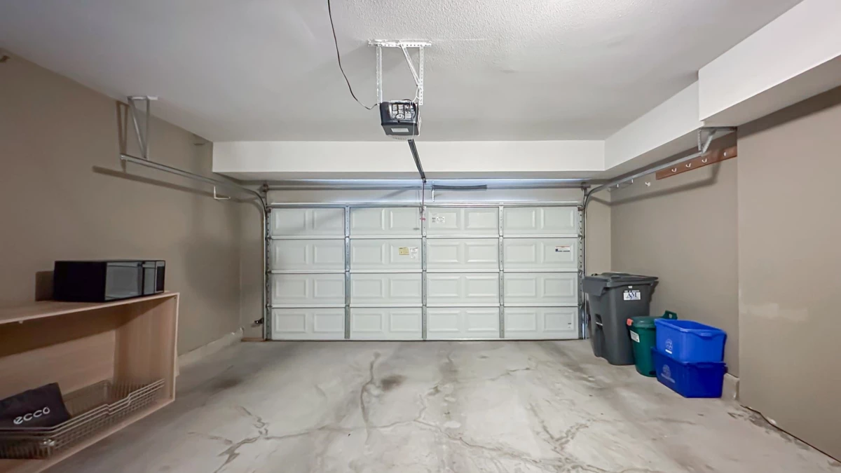 Community Amenities Photo (Clubhouse) of 25 15977 26 Avenue, Surrey, BC