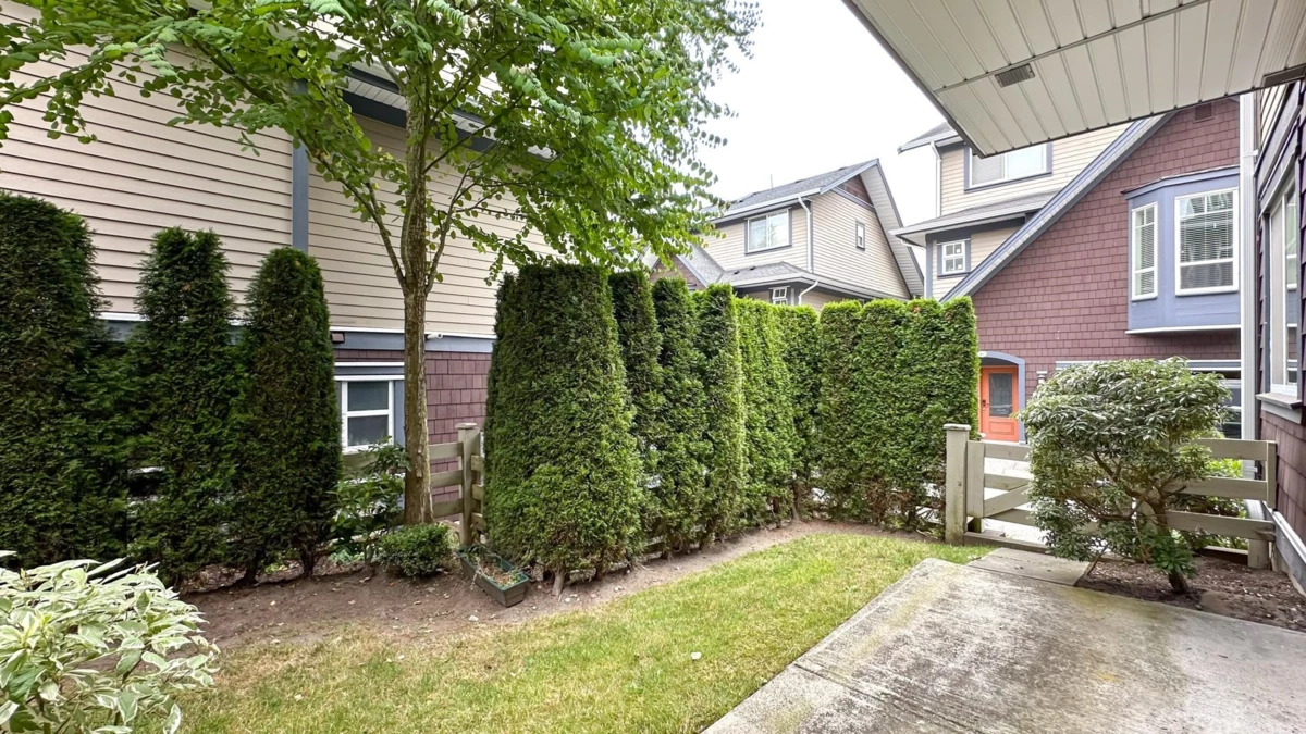 Neighborhood Park Photo Near 25 15977 26 Avenue, Surrey, BC