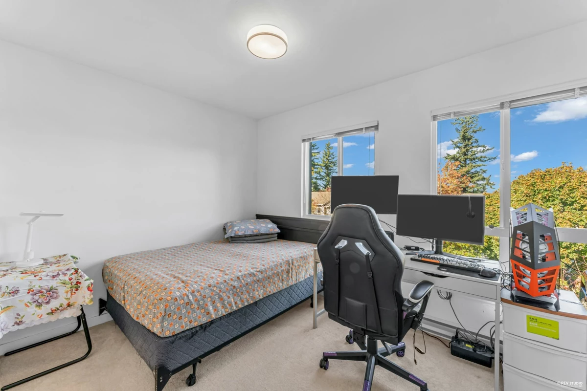 Primary Bedroom Photo of 15 15828 27 Avenue, Surrey, BC