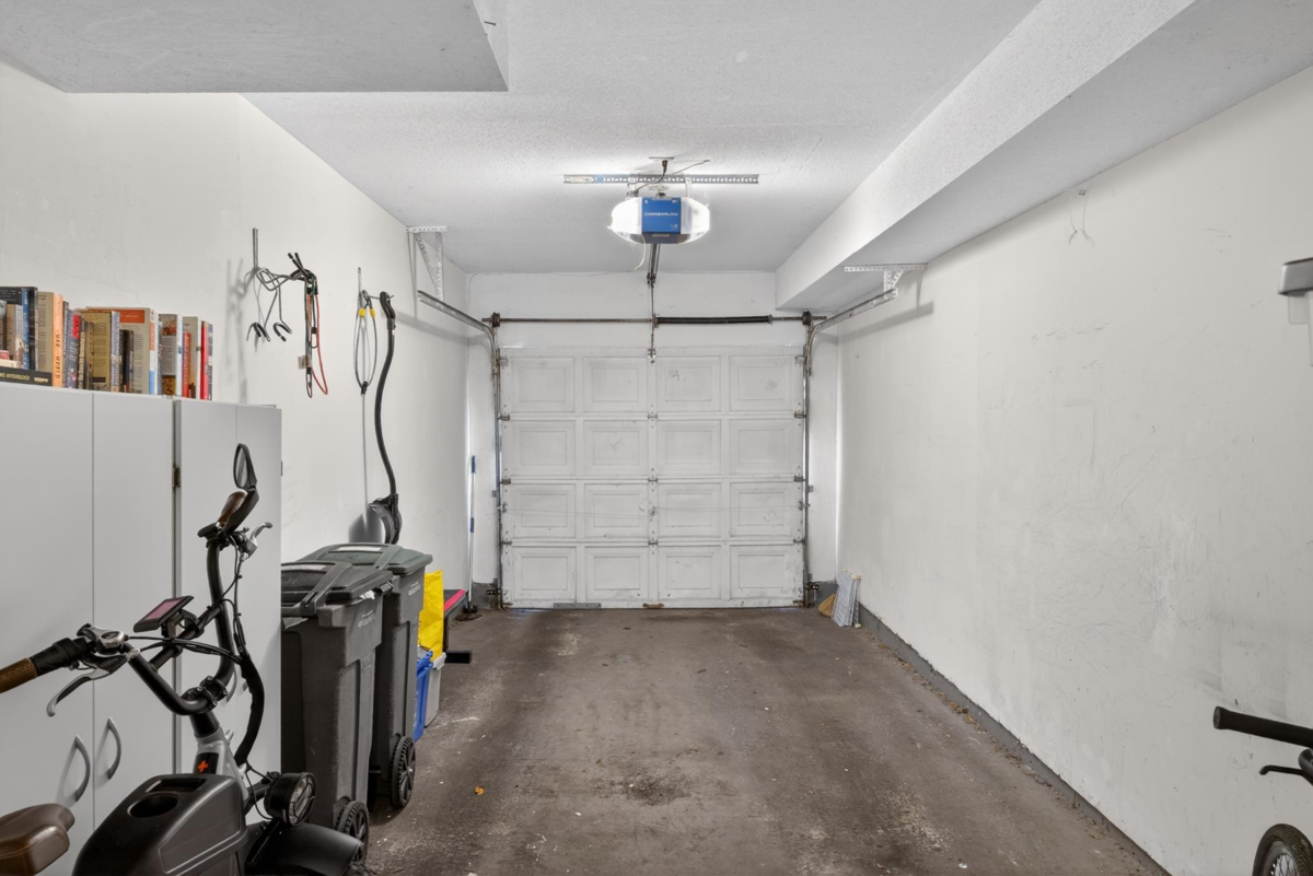 Laundry Room Photo of 3 3580 Rainier Place, Vancouver, BC
