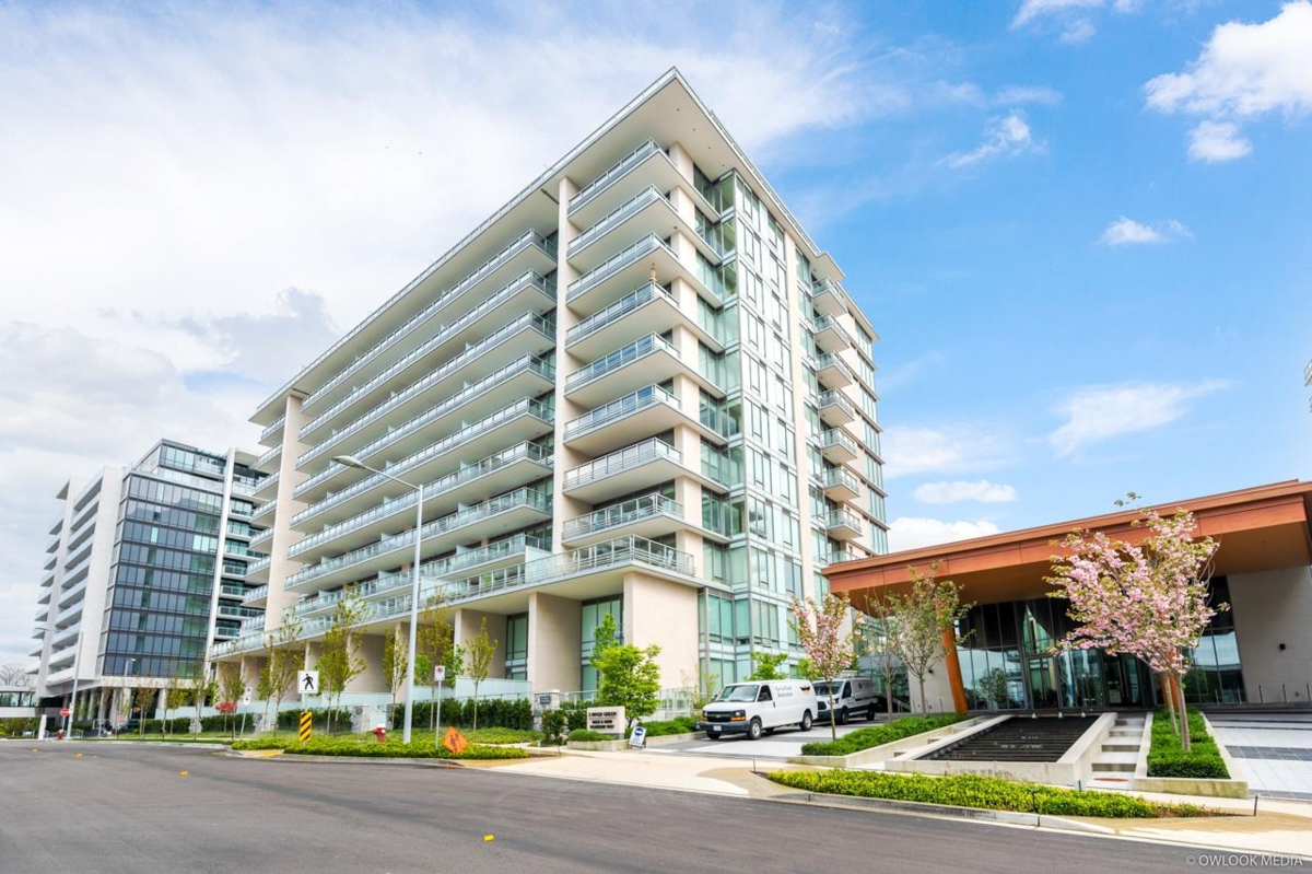 Outdoor Patio Photo of 305 6688 Pearson Way, Richmond, BC