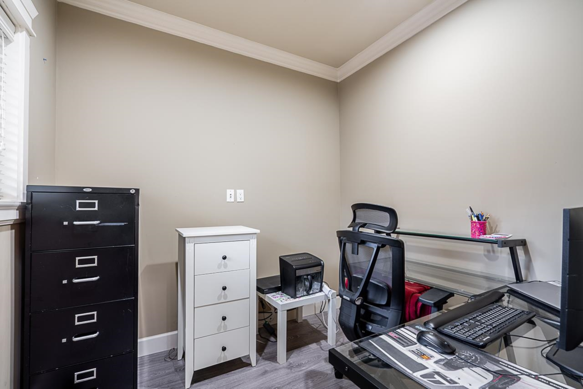 Basement Recreation Room Photo of 12567 66 Avenue, Surrey, BC