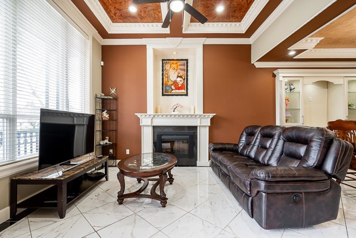 Dining Area Photo of 12567 66 Avenue, Surrey, BC