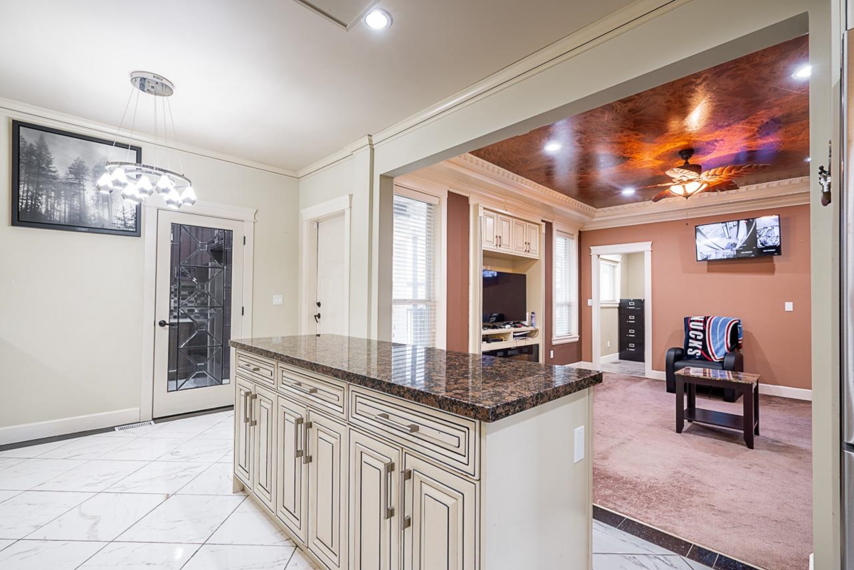 Guest Bathroom Photo of 12567 66 Avenue, Surrey, BC