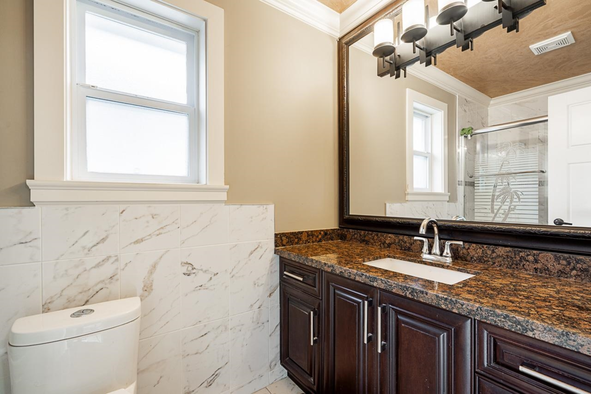 Outdoor Deck Photo of 12567 66 Avenue, Surrey, BC