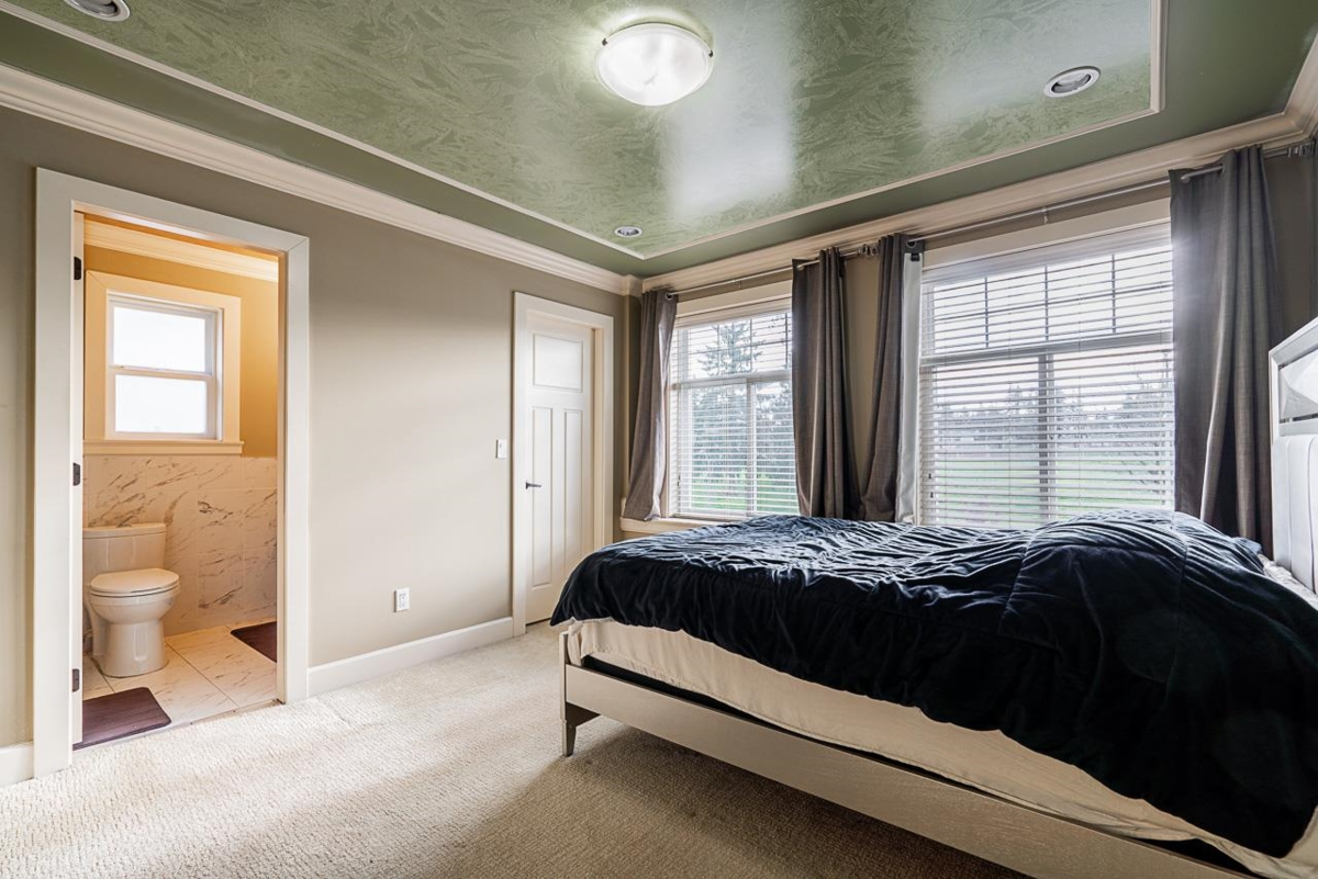 Outdoor Patio Photo of 12567 66 Avenue, Surrey, BC