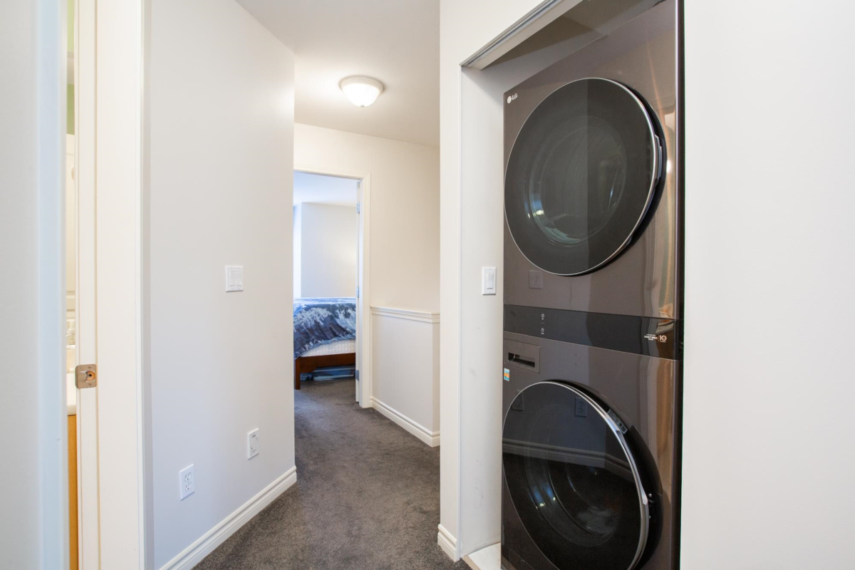 Backyard Photo of 66 6050 166 Street, Surrey, BC