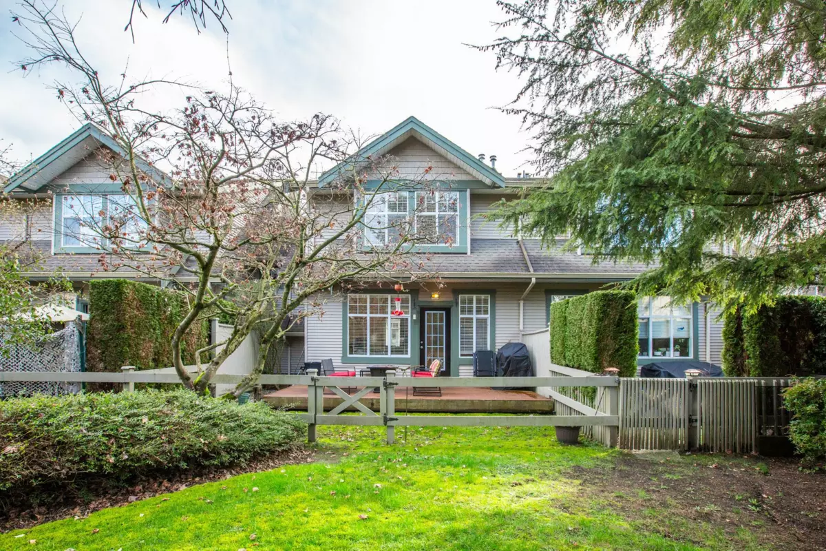 Community Amenities Photo (Clubhouse) of 66 6050 166 Street, Surrey, BC