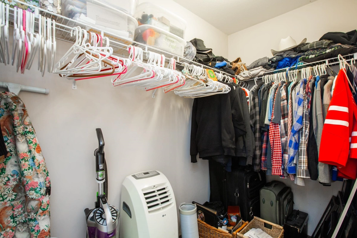 Entry Foyer Photo of 66 6050 166 Street, Surrey, BC