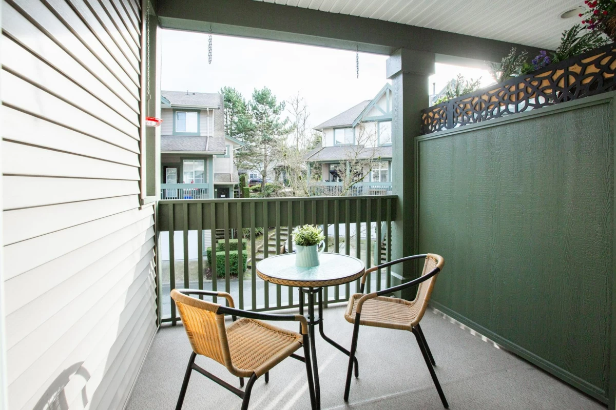 Powder Room Photo of 66 6050 166 Street, Surrey, BC