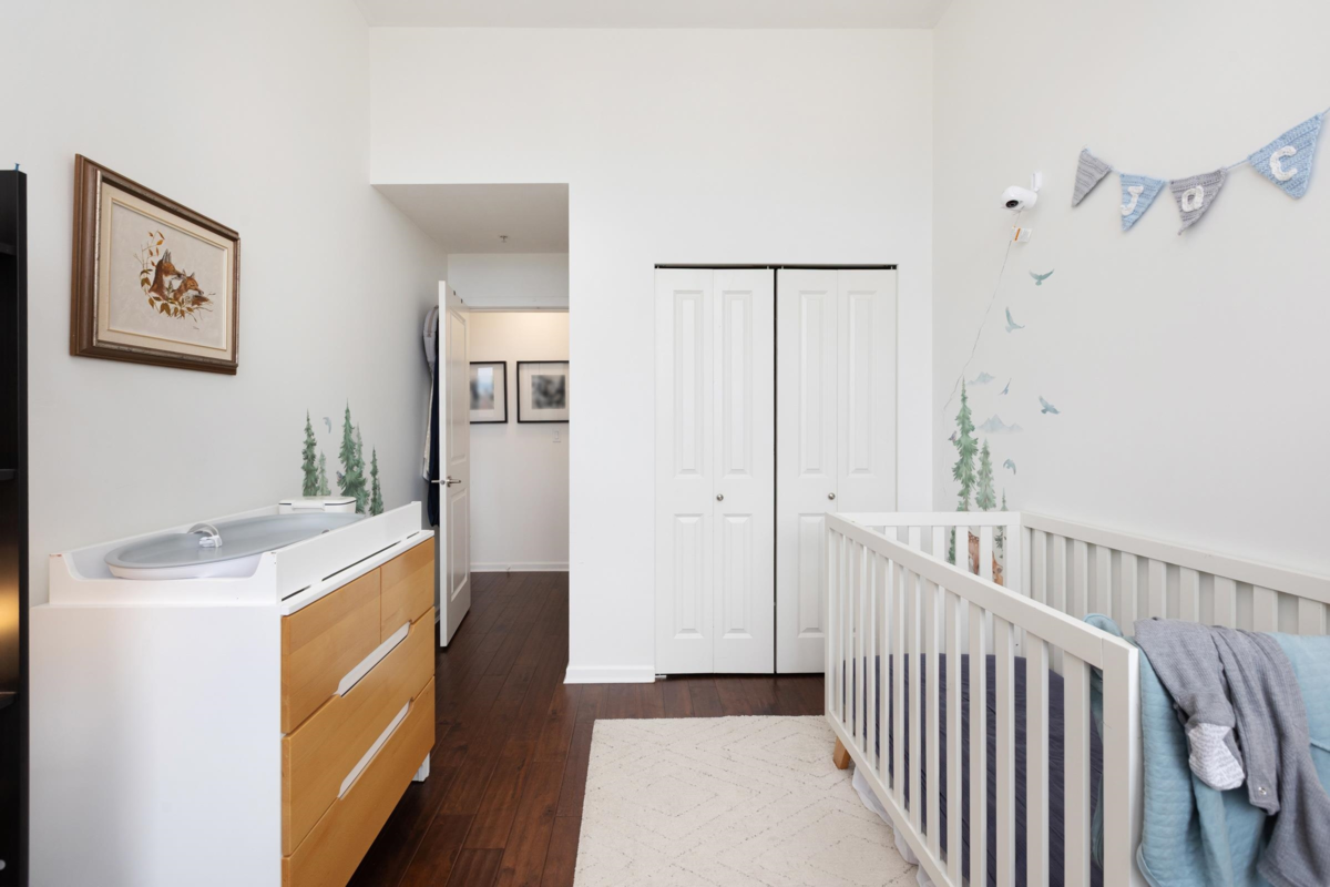 Powder Room Photo of 401 18755 68 Avenue, Surrey, BC